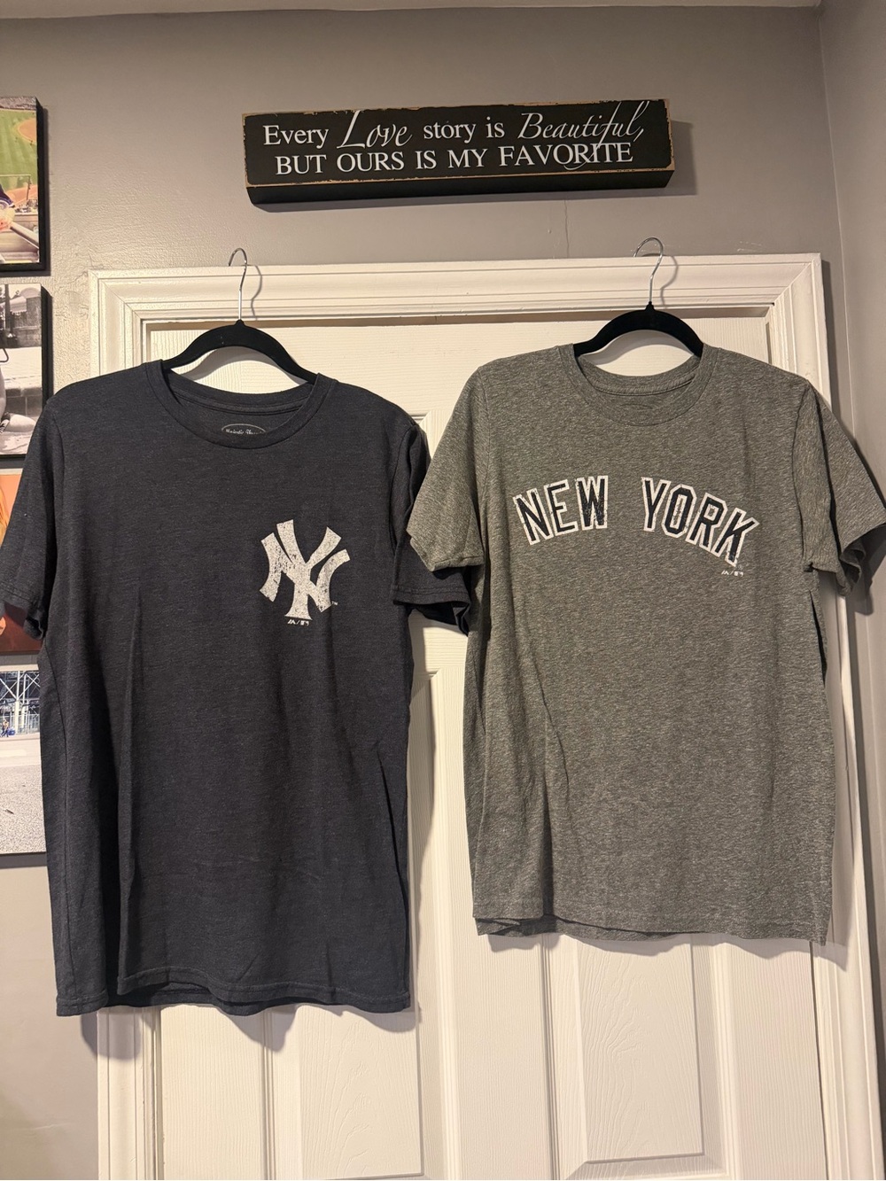 MLB New York Yankees Short Sleeve Tee - Navy and Gray